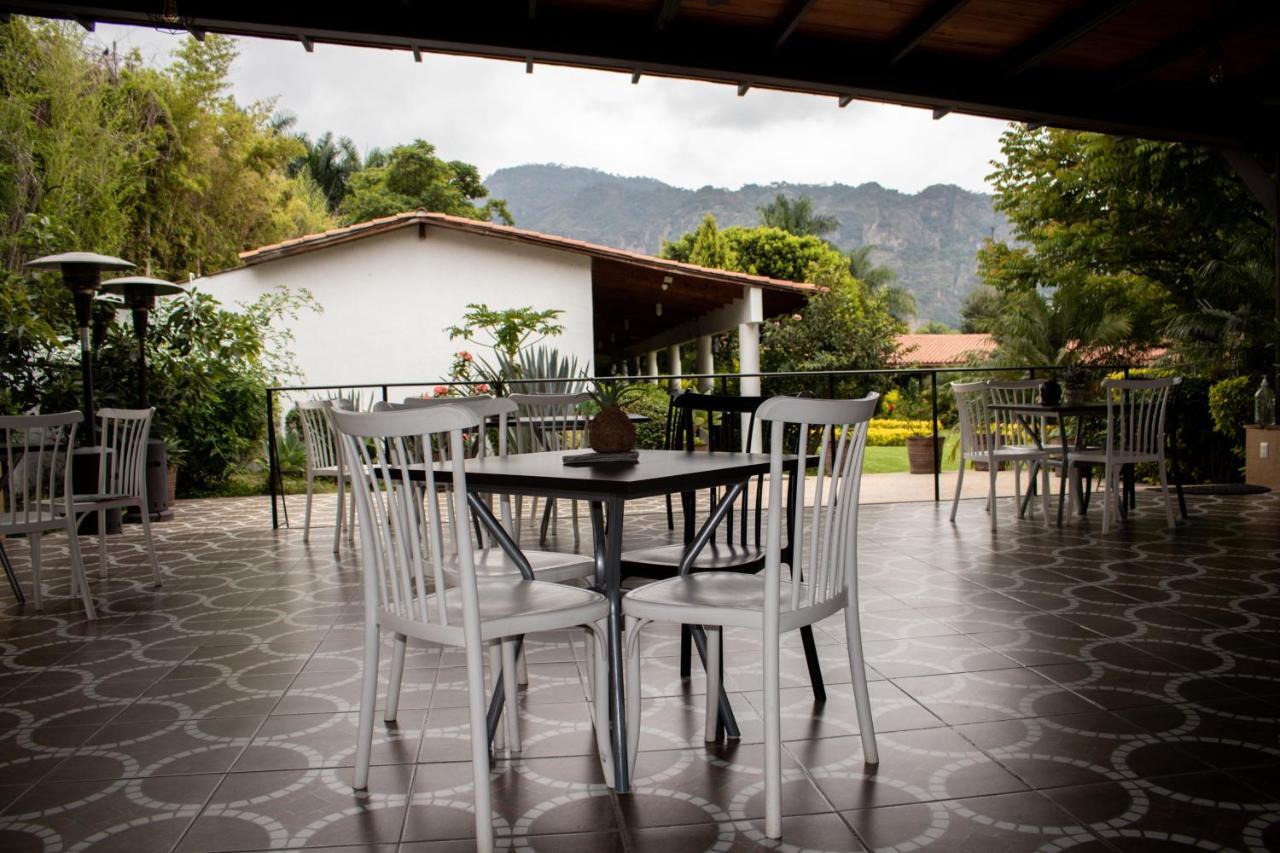 Posada La Presa Tepoztlan Exterior photo